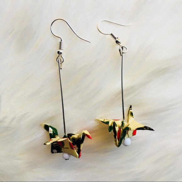 Origami crane earrings - Picture 1 of 1